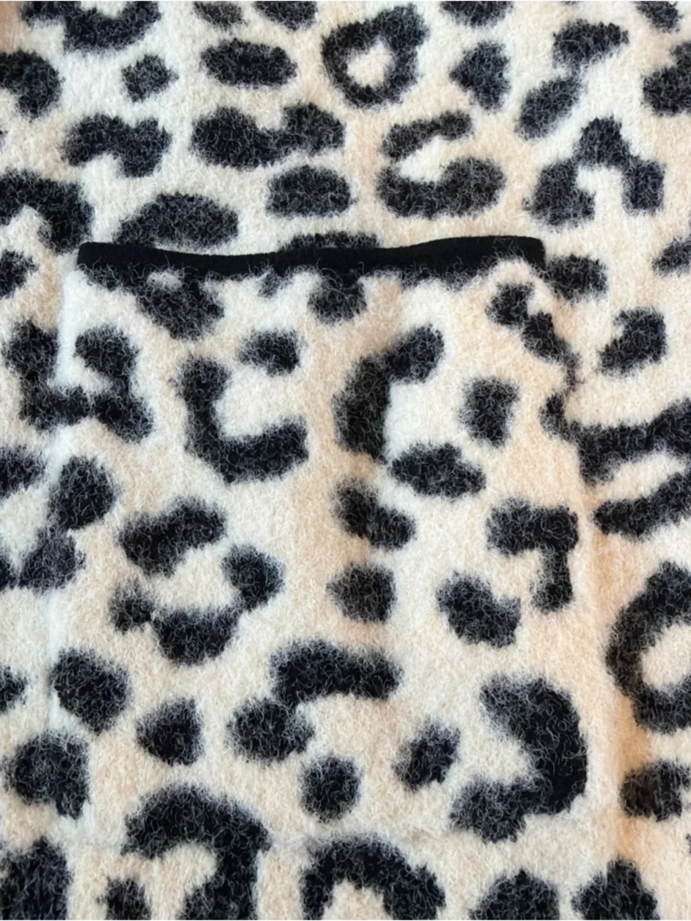 New $129 Ann Taylor Leopard Print Button Cardigan Sweater Sz XS Soft Jacquard - Picture 4 of 8